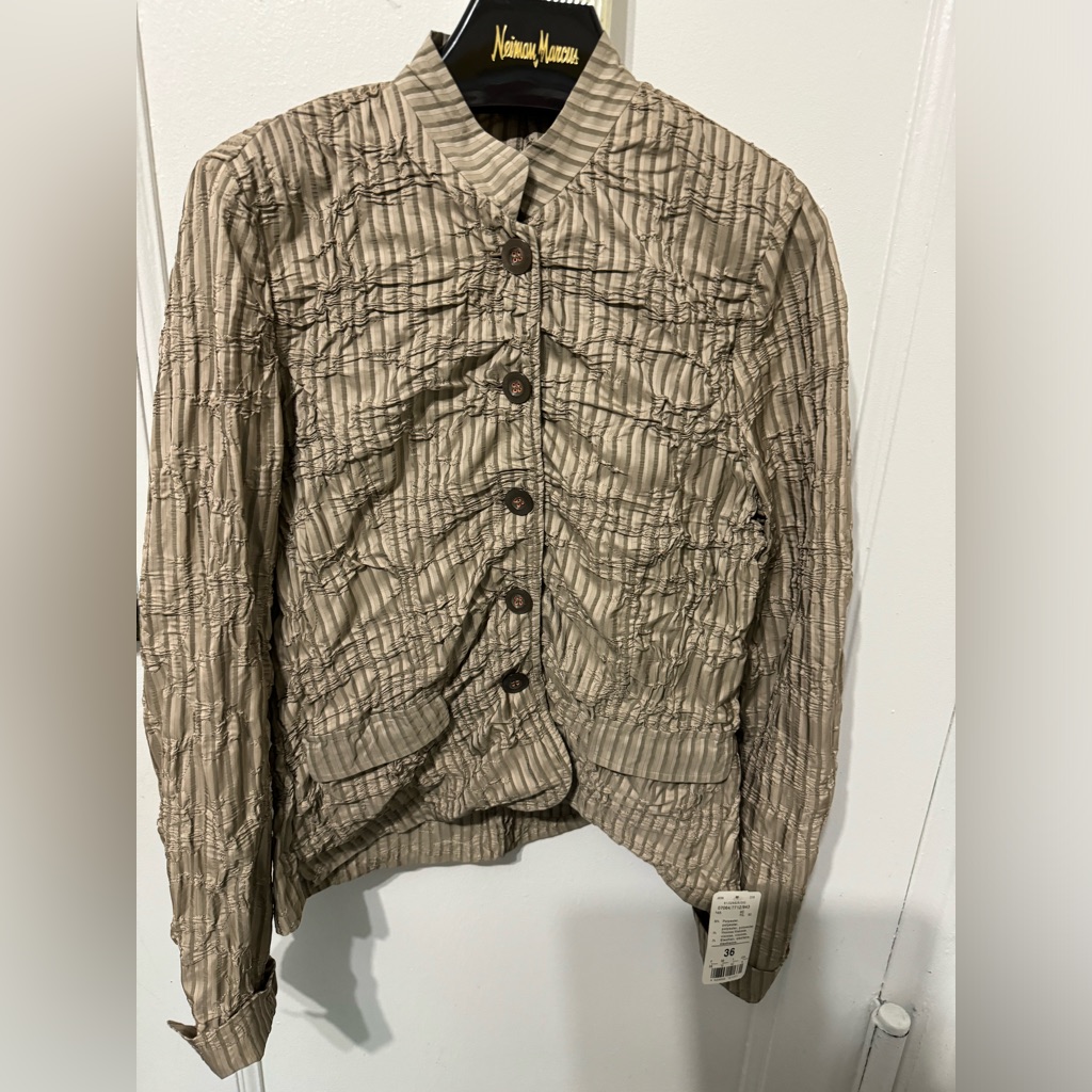 Verse Jacket